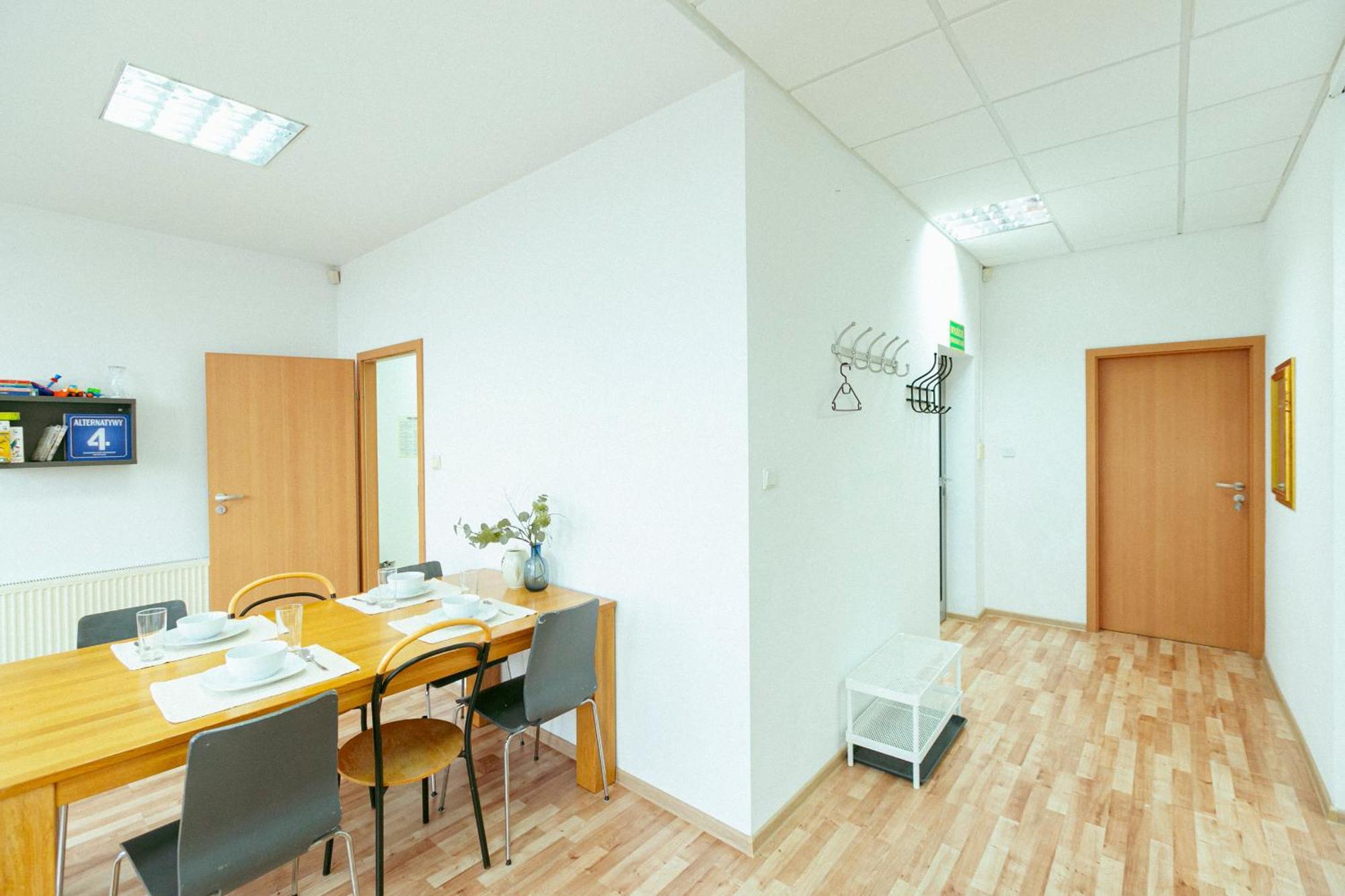 Hostel Metro Kabaty Varsovie Extérieur photo