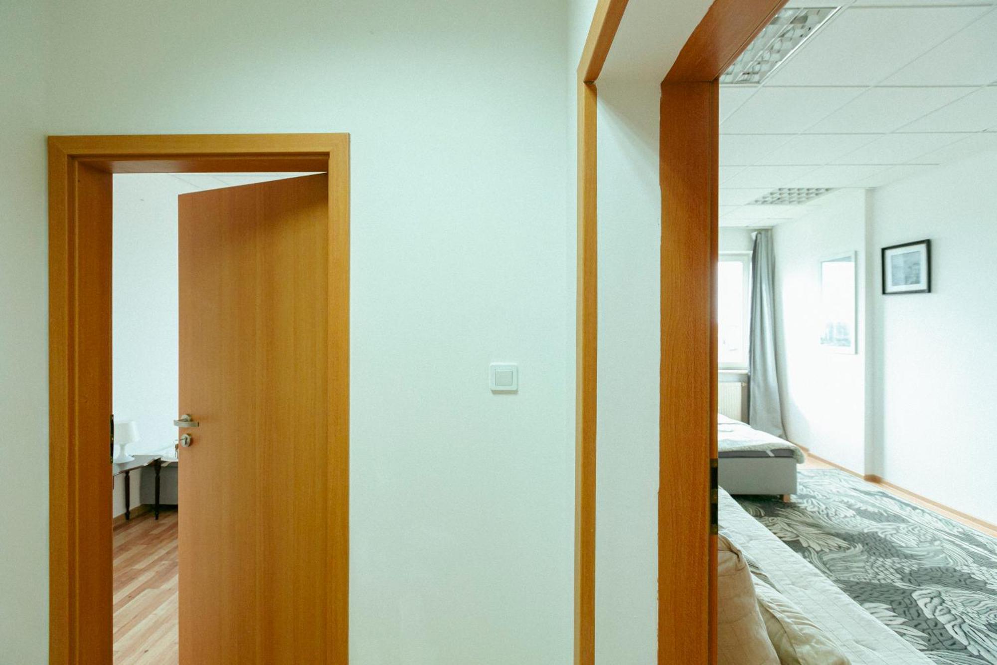 Hostel Metro Kabaty Varsovie Extérieur photo