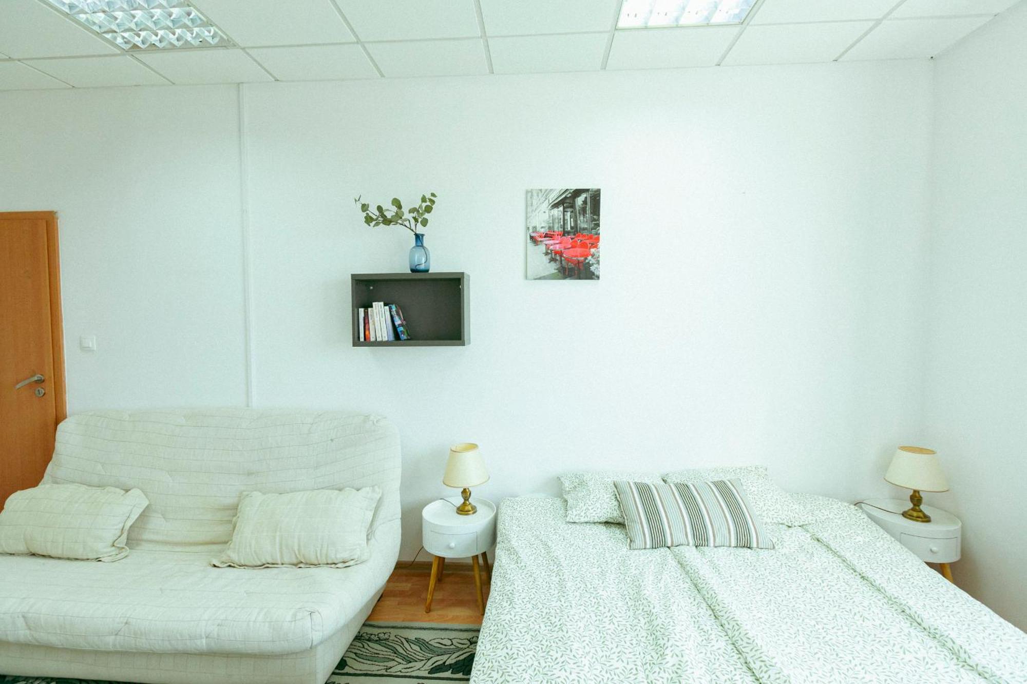 Hostel Metro Kabaty Varsovie Extérieur photo