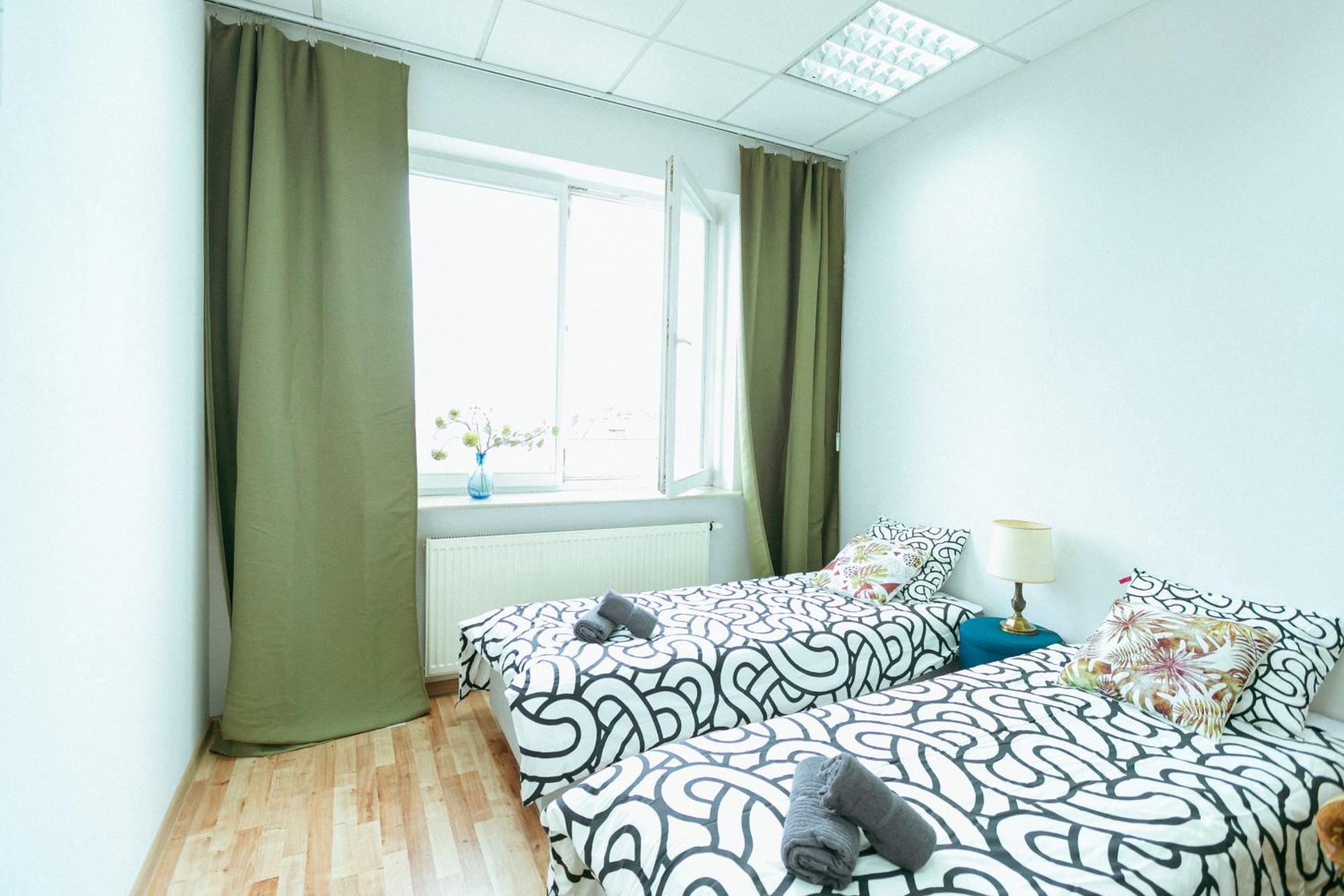 Hostel Metro Kabaty Varsovie Extérieur photo