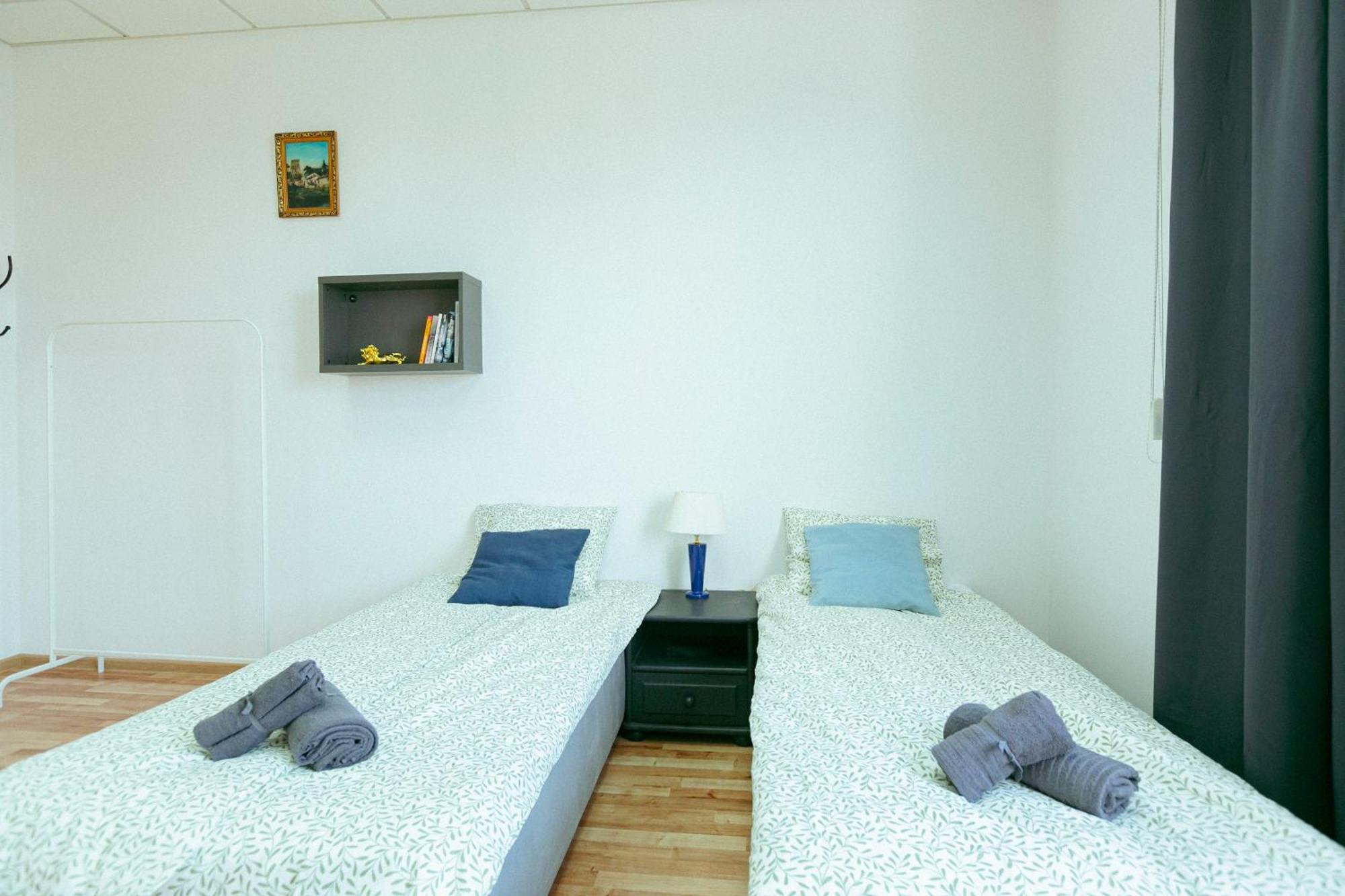 Hostel Metro Kabaty Varsovie Extérieur photo